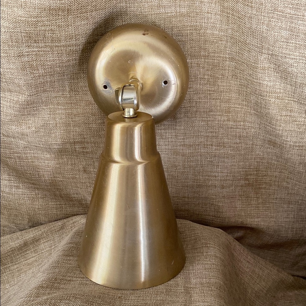 Mid Mod metal Sconce Light Fixture